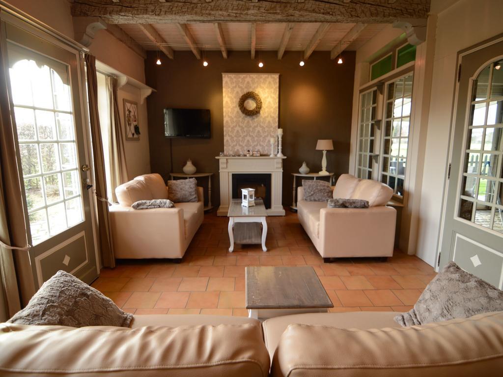 Charming Holiday Home In Zele Near The Forest Ngoại thất bức ảnh